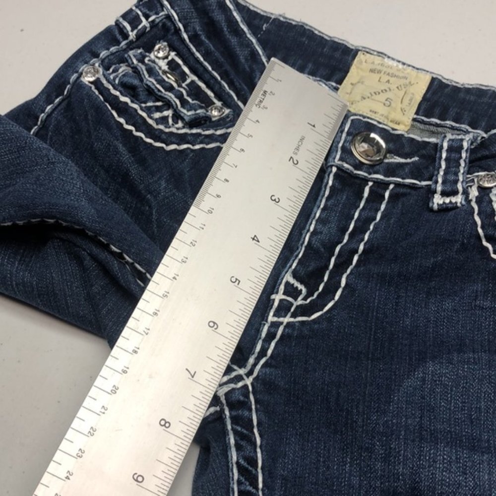VINTAGE L.A. IDOL DENIM CAPRIS 29x21 CRYSTALS ๐ - Picture 8 of 11
